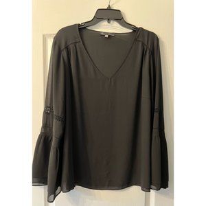 Black Ladies  V Neck Blouse Size XL